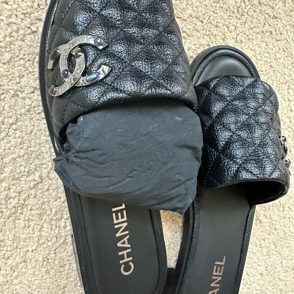 Chanel mule Sandals 2022 - like new - Picture 12 of 15